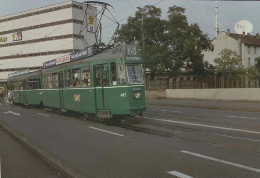tram photo