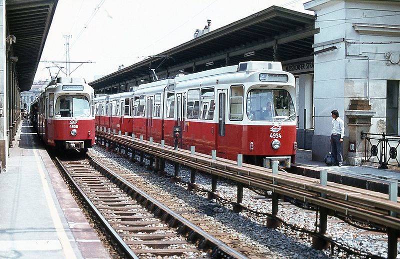 Vienna Stadtbahn photo