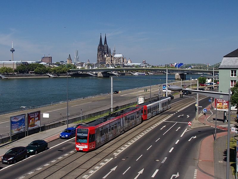 Cologne Stadtbahn tram photo