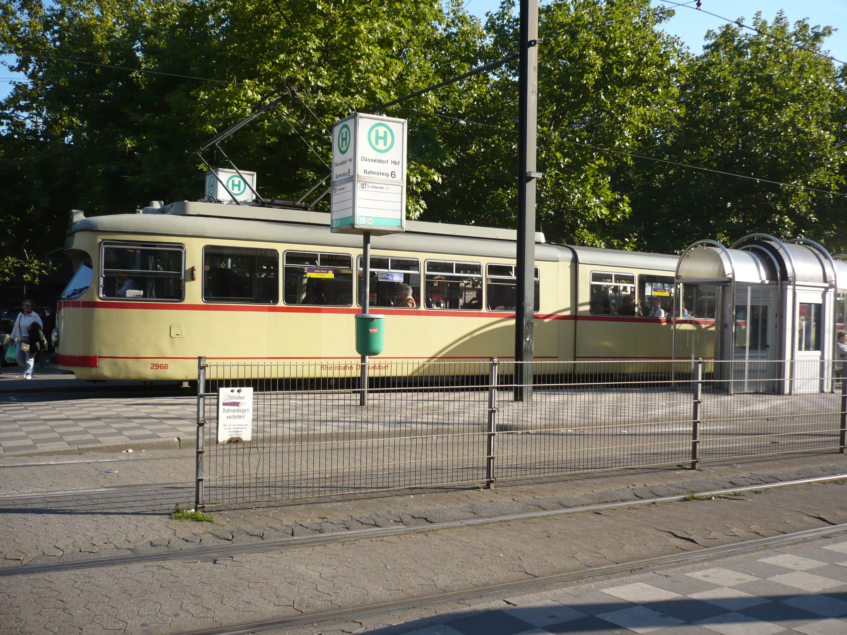 Dusseldorf tram