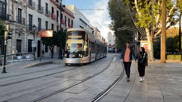 Seville modern trams video