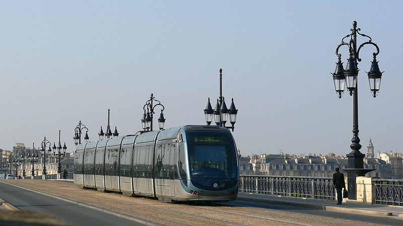 Bordeaux tram photo