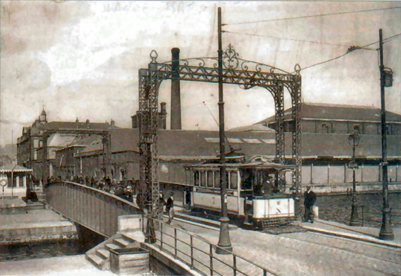 Le Havre old tram photo