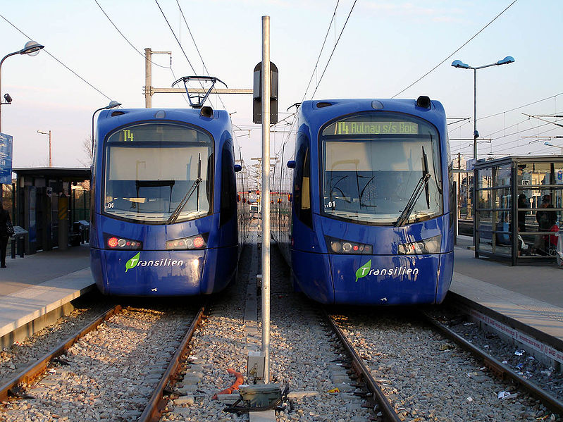 Paris tram-train photo