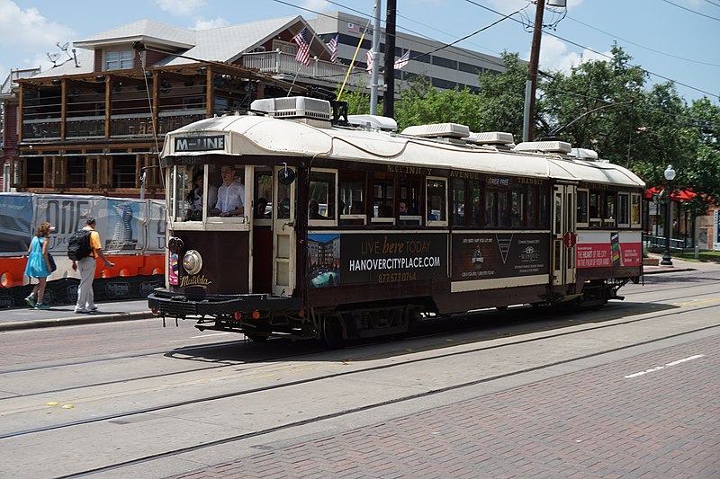 Dallas Heritage streetcar photo