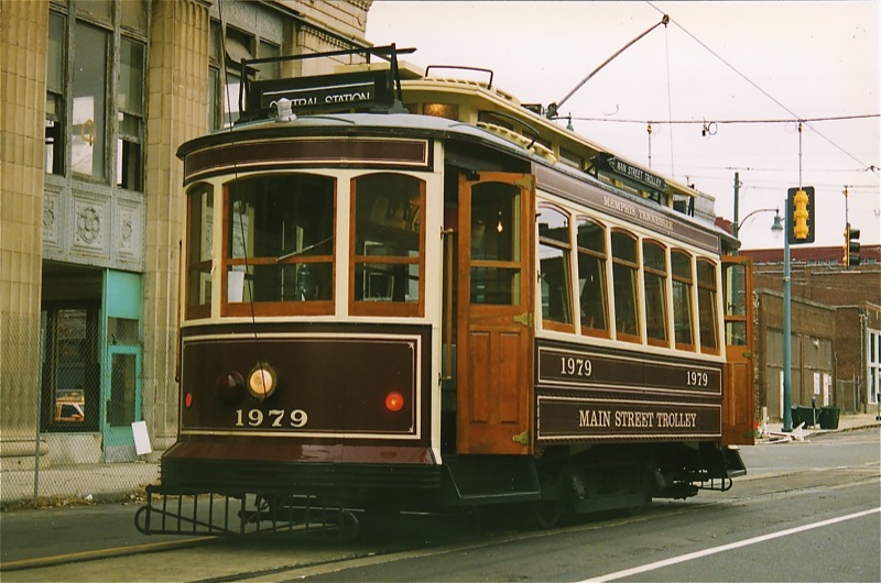 Memphis heritage streetcar photo