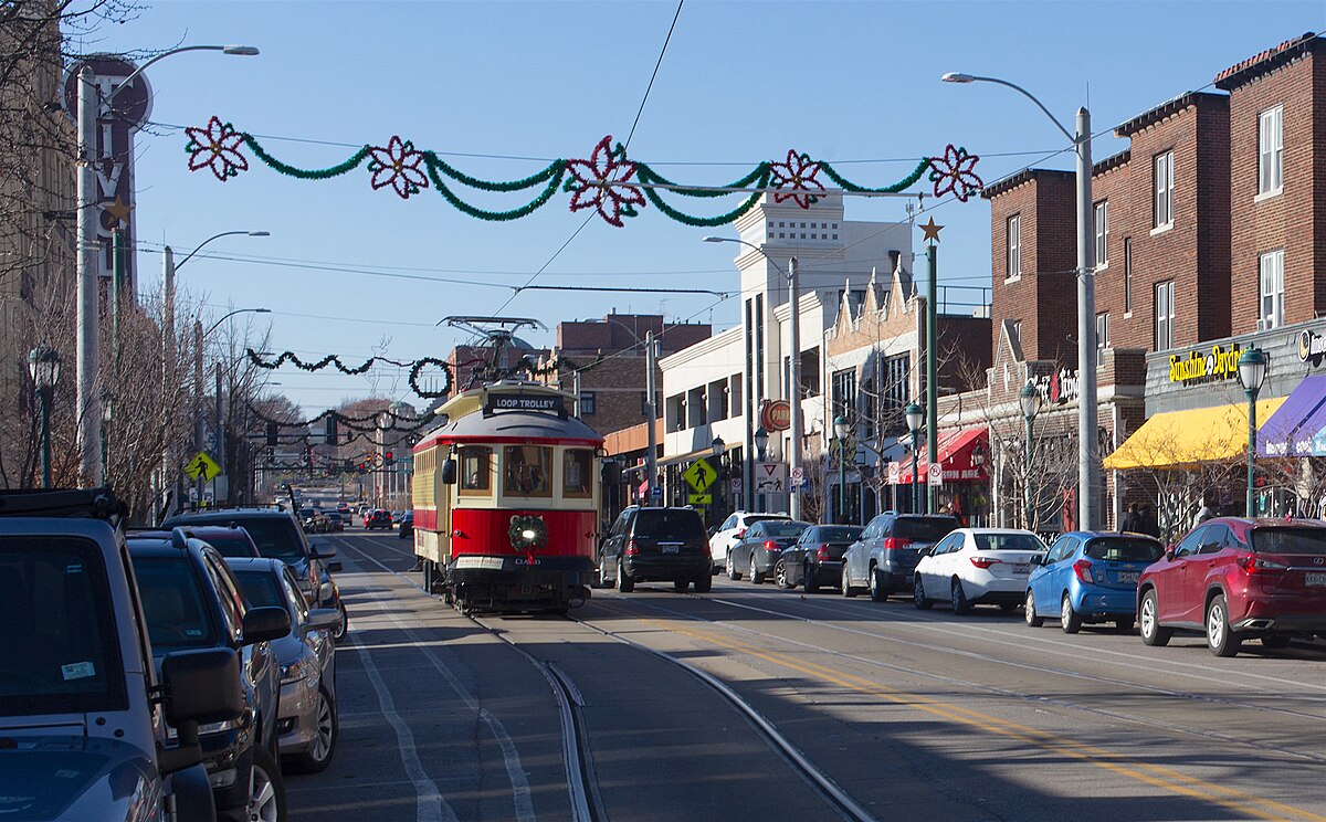 St Louis heritage streetcar photo